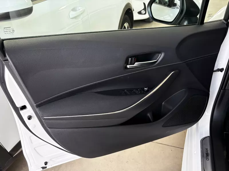 Toyota Corolla 1.8 125H Active E-CVT 122cv Hybrid 122 CV Automático